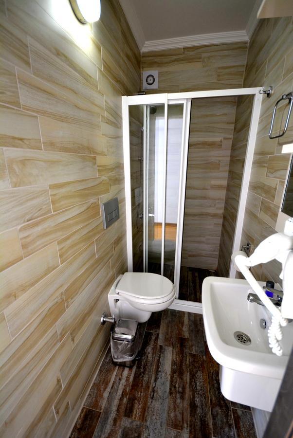 Agva Gunes Otel Istanbul Bagian luar foto